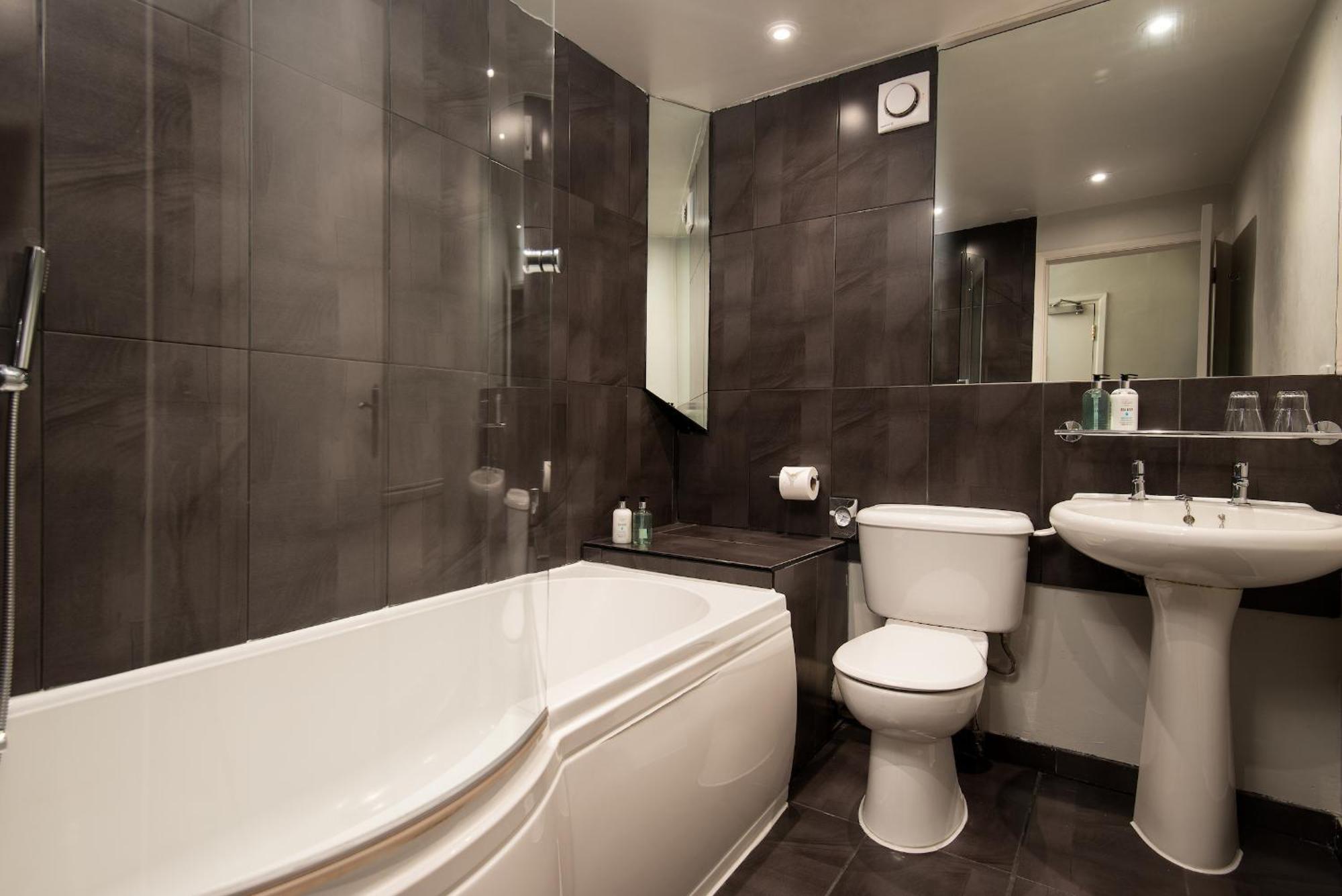 Windermere Rooms At The Wateredge Inn Ambleside Esterno foto